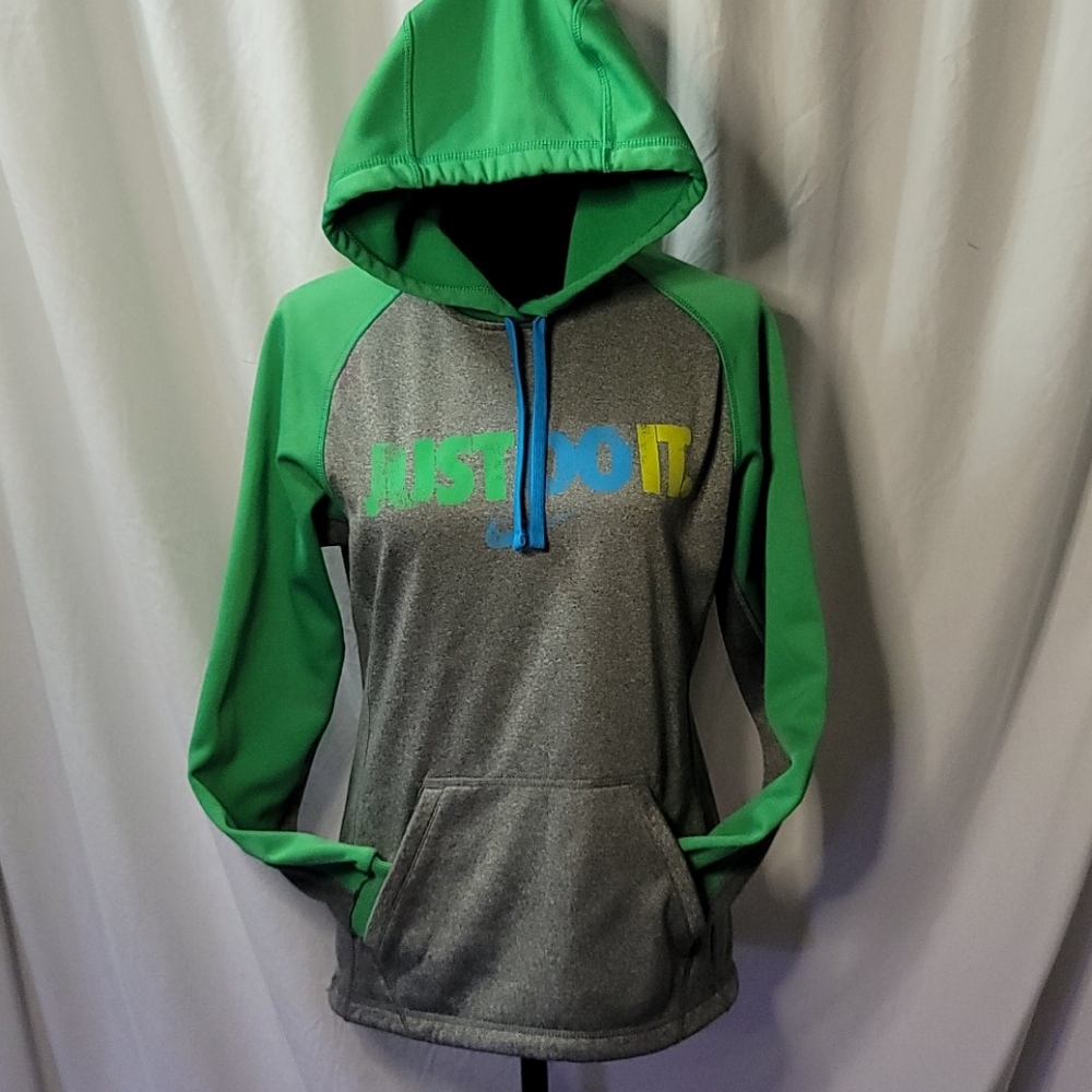 Nike thermafit hoodie